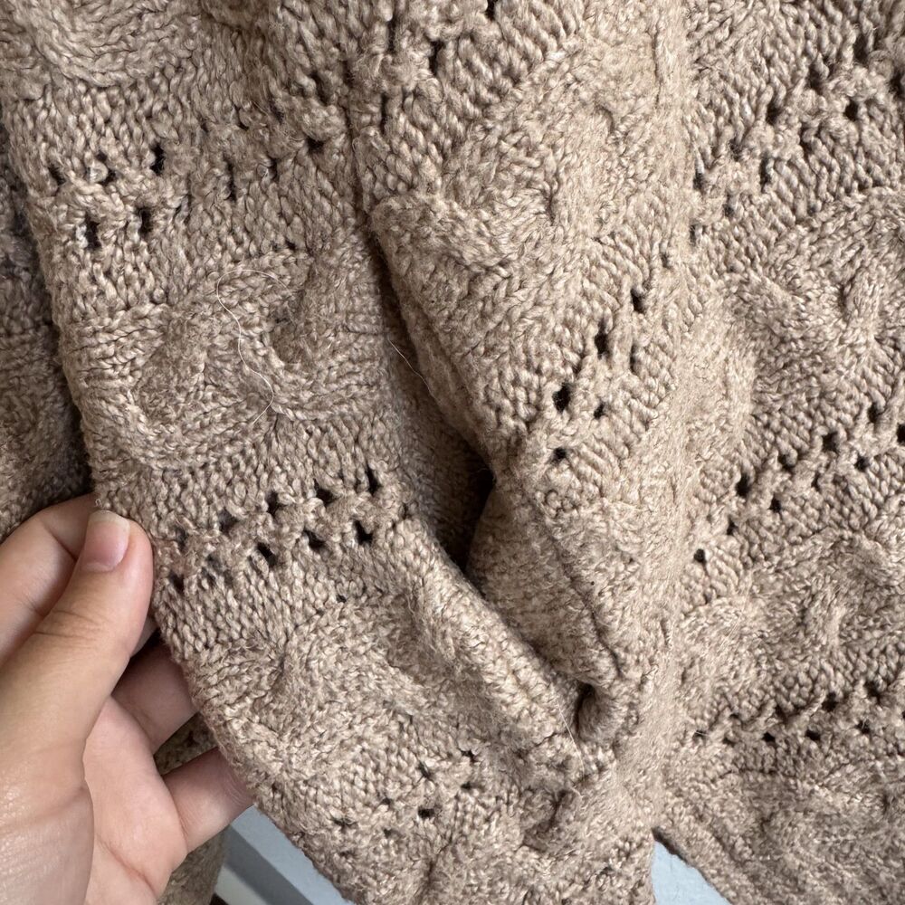 Sonoma Beige/Tan Patterned Cardigan Size Medium - Picture 3 of 4